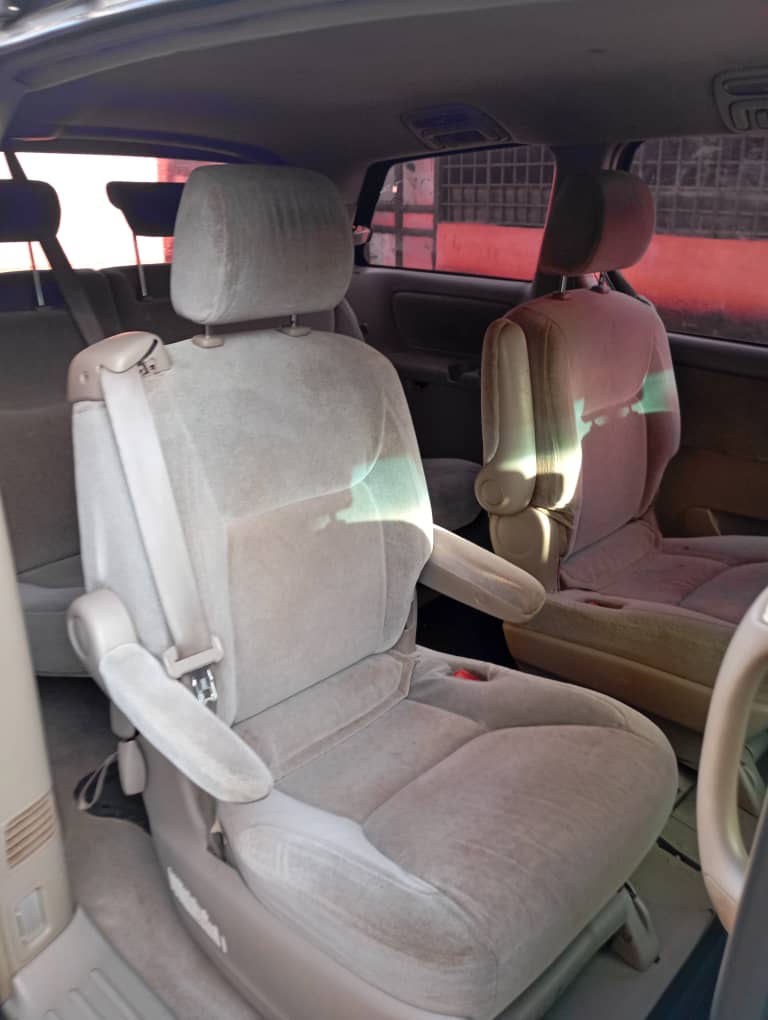 Family Vehicle - Toyota Sienna Captain Seats Interior